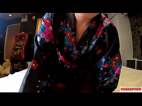 ❤️ Nuori cosplay-tyttö rakastaa seksiä orgasmeihin asti ruiskuttamalla hevostyttöä ja ottamalla suihin. Aasialaistyttö karvainen pillu ja kauniit tissit perinteisessä japanilaisessa puvussa amatöörivideossa, jossa näytetään masturbointia panoleluilla. Sakura 3 OSAKAPORN. ❌ Porno at us