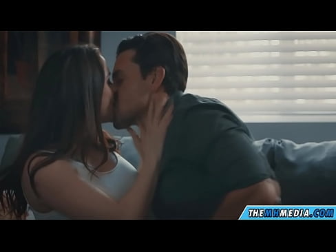 ❤️ Romanttista seksiä hyvän povisen äidin kanssa ❌ Porno at us