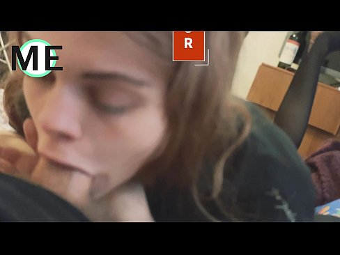 ❤️ Kurkkumulkku, revityt sukkahousut ja revityt korkokengät kiva tavata ❌ Porno at us
